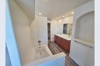 6755 S Wakefield Way, West Jordan, UT 84081 - Photo 9