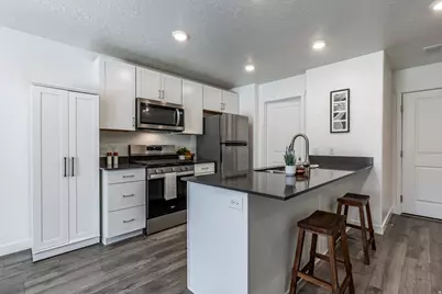572 N Canvasback Dr, Lehi, UT 84043 - Photo 9