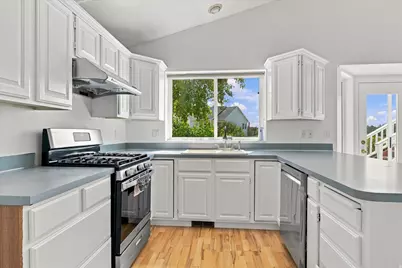 1720 N 1850 E, North Logan, UT 84341 - Photo 9