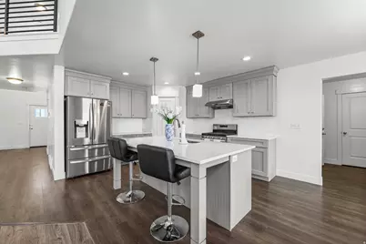 1752 W Valcrest Dr S, Saratoga Springs, UT 84045 - Photo 17