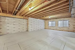 1752 W Valcrest Dr S, Saratoga Springs, UT 84045 - Photo 33