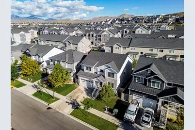 1752 W Valcrest Dr S, Saratoga Springs, UT 84045 - Photo 3