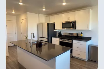 1206 W Hidden Spring Dr, Santaquin, UT 84655 - Photo 7