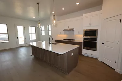 7292 W Hidden Hills Way, West Jordan, UT 84081 - Photo 3