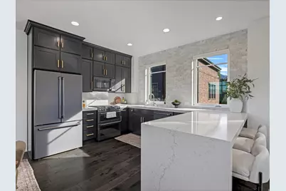 4692 S Grosvenor Ct, Holladay, UT 84117 - Photo 9