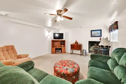 5494 S 250 E, Washington Terrace, UT 84405 - Photo 27