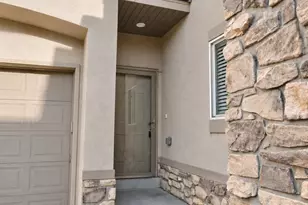 1577 W Wyngate Park Dr, South Jordan, UT 84095 - Photo 3