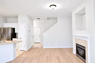 1577 W Wyngate Park Dr, South Jordan, UT 84095 - Photo 5