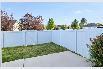 1577 W Wyngate Park Dr #35, South Jordan, UT 84095 - Photo 39