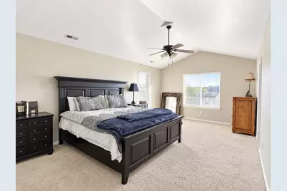 1577 W Wyngate Park Dr #35, South Jordan, UT 84095 - Photo 17