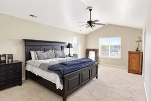 1577 W Wyngate Park Dr, South Jordan, UT 84095 - Photo 17