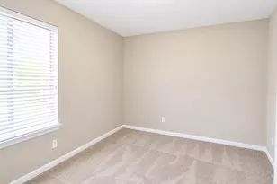 1577 W Wyngate Park Dr, South Jordan, UT 84095 - Photo 25