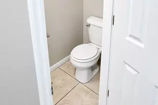 1577 W Wyngate Park Dr, South Jordan, UT 84095 - Photo 13