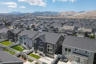12323 S Varitek Dr, Herriman, UT 84096 - Photo 25