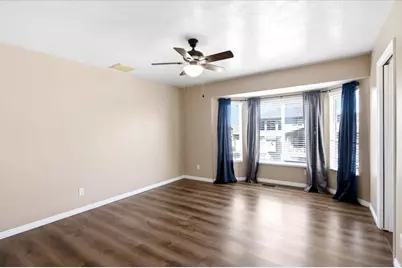 3277 N 2175 E, Layton, UT 84040 - Photo 11