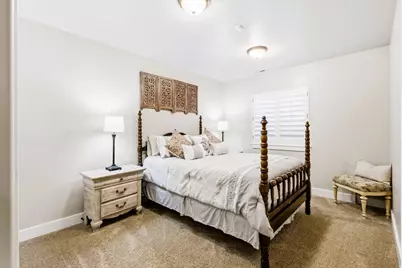 1642 W Hunters Creek Cir, South Jordan, UT 84095 - Photo 23