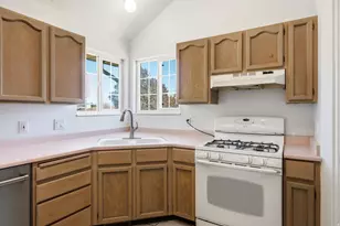 2998 W 9240 S, West Jordan, UT 84088 - Photo 15