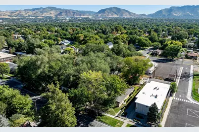 1527 Roberta St, Salt Lake City, UT 84115 - Photo 37