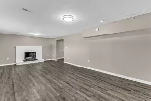 8845 S Capella Way E, Sandy, UT 84093 - Photo 19