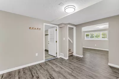 8845 S Capella Way E, Sandy, UT 84093 - Photo 21