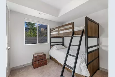 7392 S Canyon Centre Pkwy #2, Cottonwood Heights, UT 84121 - Photo 19
