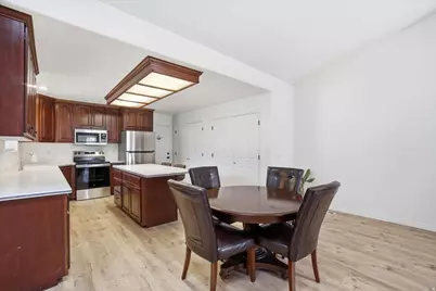 512 E 90 N, Orem, UT 84097 - Photo 9