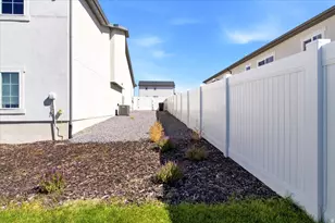 1788 E Duckwater Peak, Eagle Mountain, UT 84005 - Photo 27