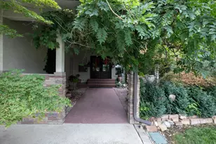 3620 E Jonathan Dr S, Cottonwood Heights, UT 84121 - Photo 9
