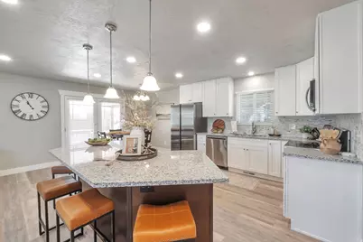 6247 S Coral Dr, Taylorsville, UT 84123 - Photo 7