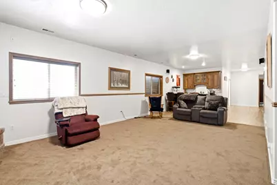 5945 S 1050 E, South Ogden, UT 84405 - Photo 25