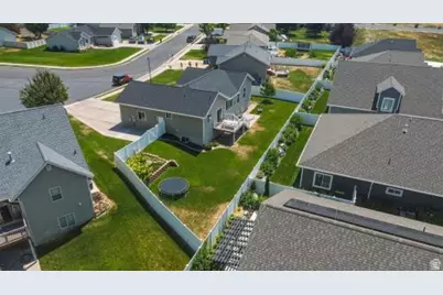 443 Meadow Ln, Providence, UT 84332 - Photo 15