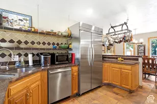 2762 E 6425 S, Uintah, UT 84403 - Photo 13