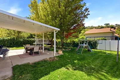 1787 E 7775 S, South Weber, UT 84405 - Photo 17