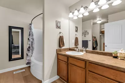 6571 S Azimuth Ct, West Valley, UT 84081 - Photo 15