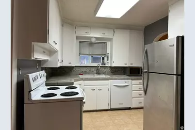 574 E 32nd S, Ogden, UT 84403 - Photo 7