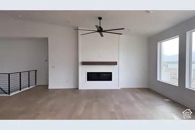 564 E Matthews Cir #129, Grantsville, UT 84029 - Photo 15