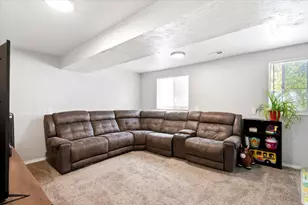 4116 W 4900 S, Roy, UT 84067 - Photo 21