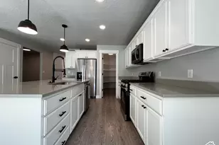 4893 W Yellow Topaz Dr S, Herriman, UT 84096 - Photo 13