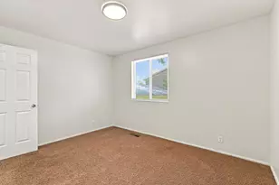 111 W 400 S, Kaysville, UT 84037 - Photo 9