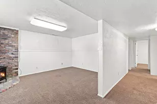 111 W 400 S, Kaysville, UT 84037 - Photo 15