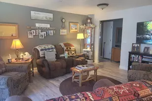 917 S Main St, Layton, UT 84041 - Photo 3