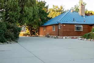 1880 E 11400 St S, Sandy, UT 84092 - Photo 5