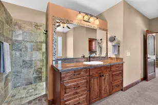 1007 N Sunset Dr W, Washington, UT 84780 - Photo 19