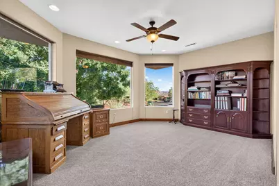 1007 N Sunset Dr W, Washington, UT 84780 - Photo 15