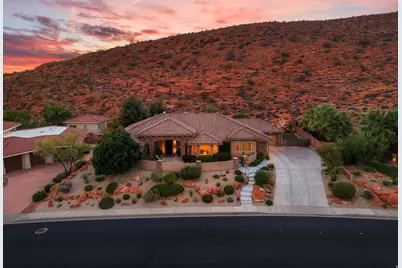 1007 N Sunset Dr W, Washington, UT 84780 - Photo 1