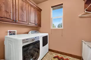 1007 N Sunset Dr W, Washington, UT 84780 - Photo 17