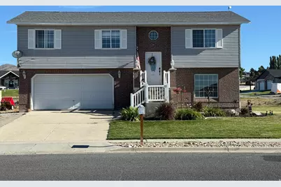 715 S Hillcrest Loop, Malad City, ID 83252 - Photo 1