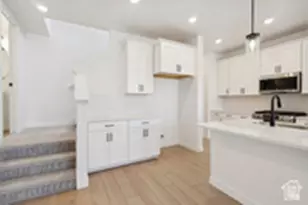 2892 S Gabelich Ln, West Valley, UT 84128 - Photo 9