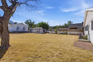 105 S 5th St E, Tooele, UT 84074 - Photo 17