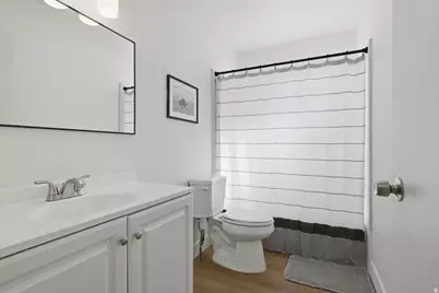 105 S 5th St E, Tooele, UT 84074 - Photo 11